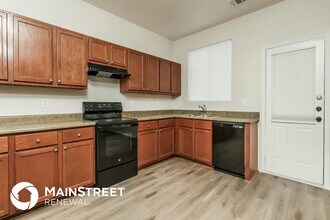 302 Fontana Albero in San Antonio, TX - Building Photo - Building Photo