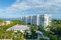 The Sands in Key Biscayne, FL - Building Photo - Building Photo