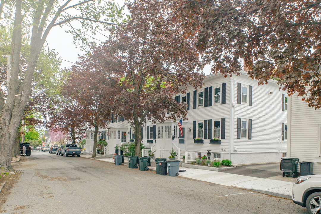 35-43 Olive St in Newburyport, MA - Building Photo