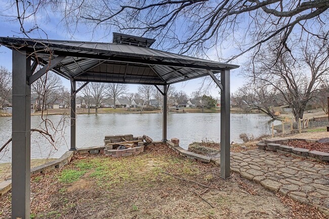 property at 7432 Overlook Dr