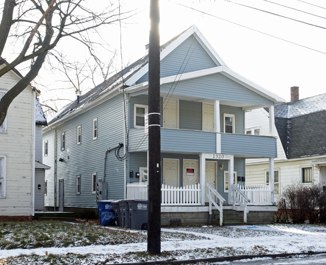 2322 Chase St in Toledo, OH - Building Photo - Building Photo