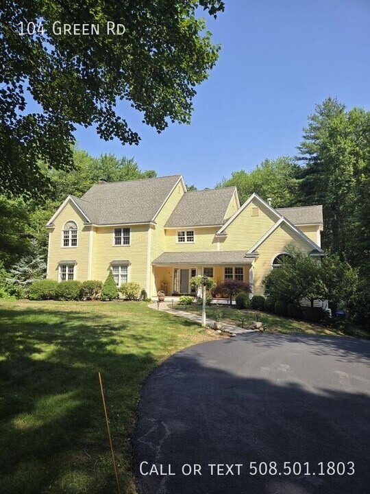 104 Green Rd in Bolton, MA - Building Photo