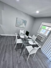 Parc One Apartments in Clementon, NJ - Foto de edificio - Building Photo