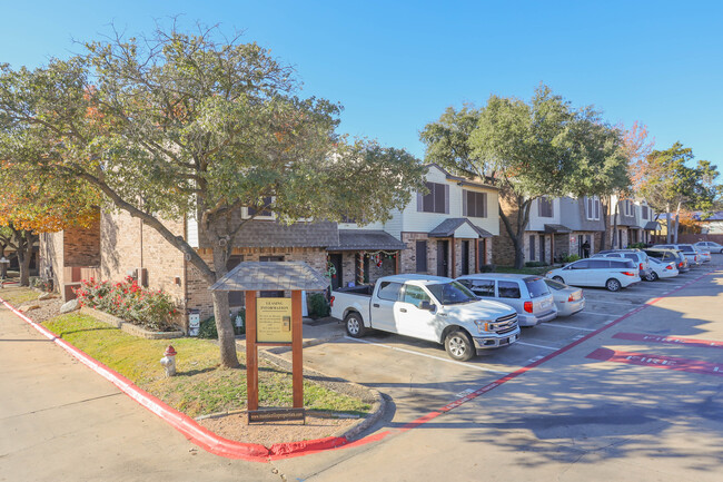 Round Rock Townhomes