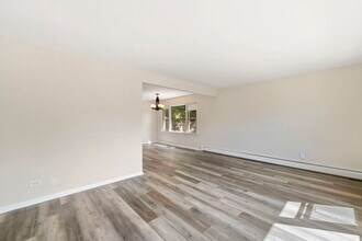 5400 W Dakin St in Chicago, IL - Building Photo - Building Photo