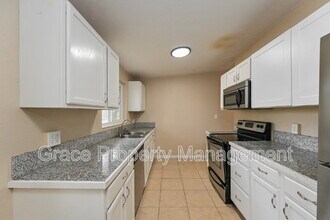 701 S Simms St in Lakewood, CO - Building Photo - Building Photo