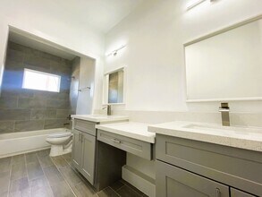 999 Marjorie St in Houston, TX - Building Photo - Building Photo