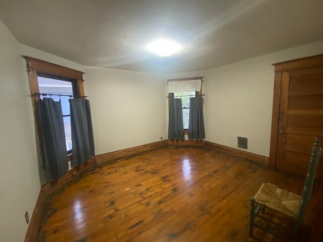 2348 Fulton St in Toledo, OH - Building Photo - Building Photo