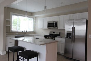 1119 S Braddock Ave in Pittsburgh, PA - Building Photo