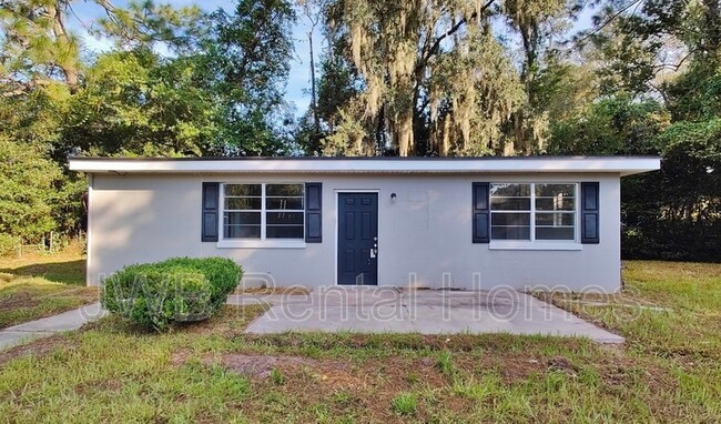 8925 Livingston Ave in Jacksonville, FL - Building Photo - Building Photo