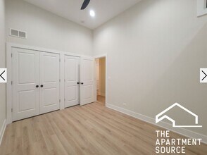 3829 N Southport Ave, Unit 1 in Chicago, IL - Foto de edificio - Building Photo