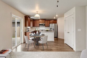 12141 W Greenstone St in Nampa, ID - Building Photo - Building Photo