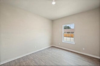 2877 Conveyor Dr in Burleson, TX - Building Photo - Building Photo