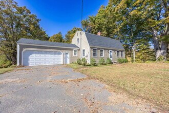 101 Hungary Rd in Granby, CT - Building Photo - Building Photo