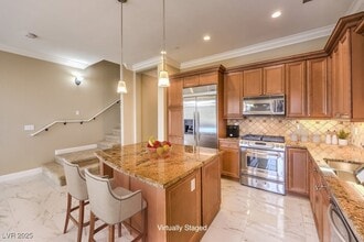 10 Via Vasari in Henderson, NV - Building Photo - Building Photo