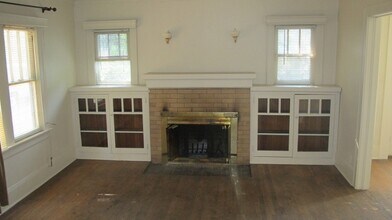 940 Salem St-Unit -A in Chico, CA - Building Photo - Building Photo