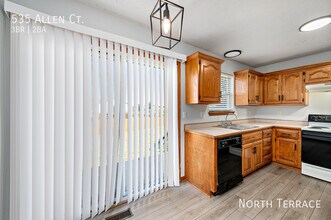 535 Allen Ct in Raymore, MO - Building Photo - Building Photo