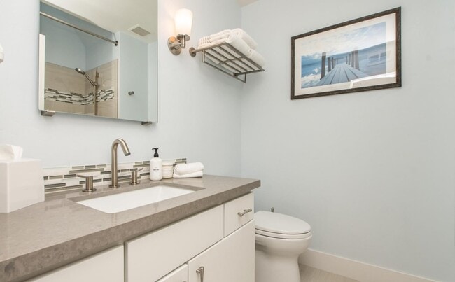 6332 Caminito Del Pastel in San Diego, CA - Building Photo - Building Photo