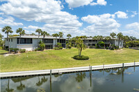 Westbay Point & Moorings in Holmes Beach, FL - Building Photo - Building Photo