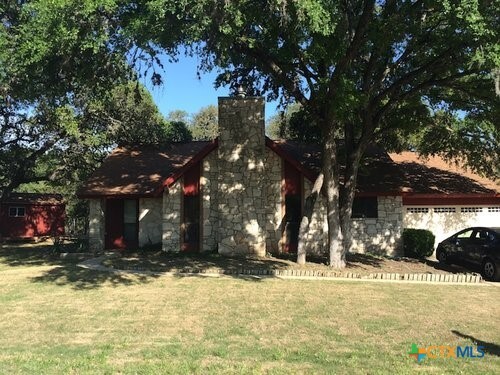 1706 Quail Run Dr in San Marcos, TX - Building Photo