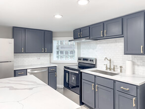 1536 N Hamlin Ave, Unit G03C in Chicago, IL - Building Photo - Building Photo