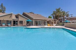 Parkview Terrace in Redlands, CA - Building Photo