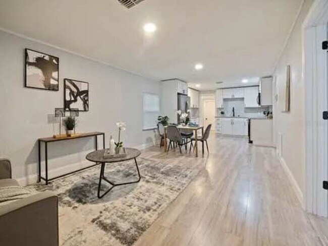 1022 Federal St in Orlando, FL - Foto de edificio - Building Photo