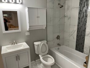 6420 S Saint Lawrence Ave, Unit Garden in Chicago, IL - Building Photo - Building Photo