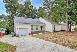 2336 Castlecomer Dr in Charlotte, NC - Building Photo - Building Photo