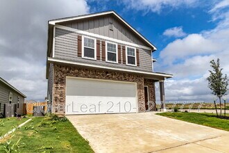 7451 Cheetah Pass in San Antonio, TX - Building Photo - Building Photo