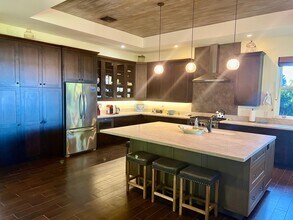 4800 Lower Honoapiilani Rd in Lahaina, HI - Building Photo - Building Photo