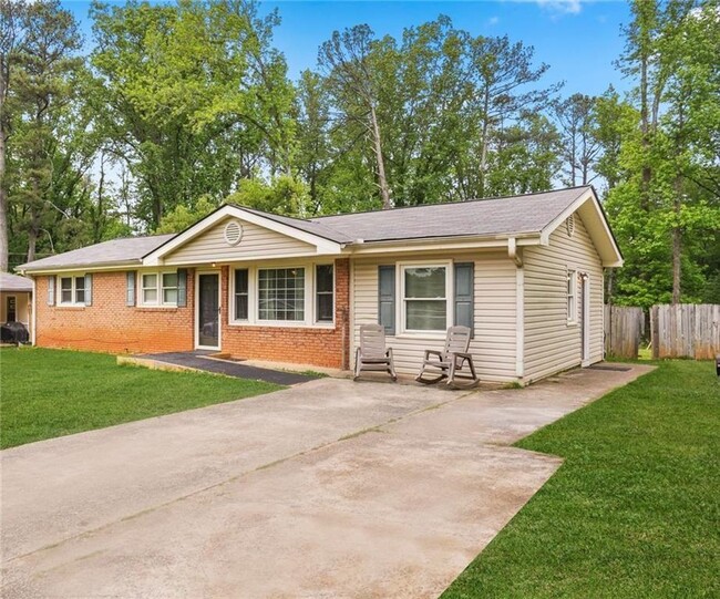 145 Melinda Way SE in Smyrna, GA - Building Photo - Building Photo