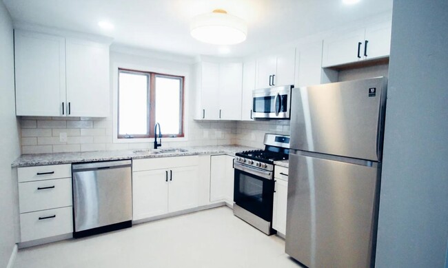 532 Tacoma Ave, Unit 2