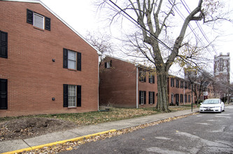 Mulberry Square in Evansville, IN - Building Photo - Building Photo