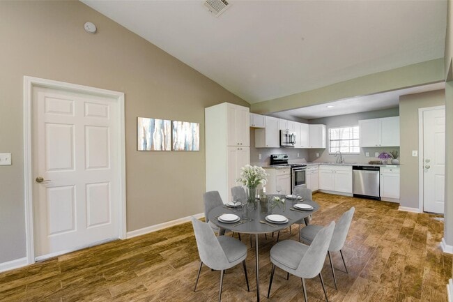 property at 3491 Balboa Cir