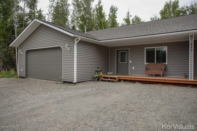 4773 W Kaylee River Cir in Wasilla, AK - Building Photo - Building Photo