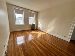 130 Washington St, Unit 41 in Boston, MA - Building Photo - Building Photo