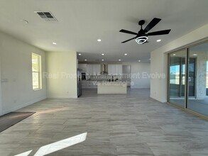 22536 W Huntington Dr in Buckeye, AZ - Building Photo - Building Photo