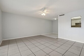 811 N Keene Rd in Clearwater, FL - Building Photo - Building Photo