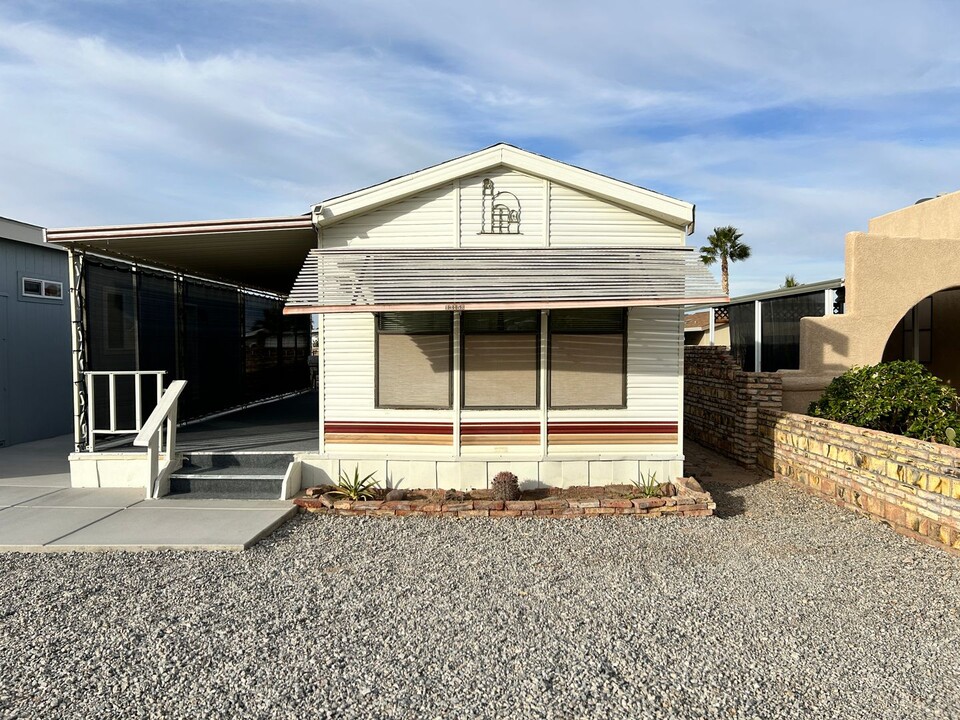 13158 E 49th Dr in Yuma, AZ - Building Photo