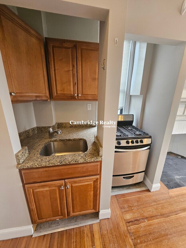 44 JFK St, Unit 20T