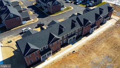 16 Skip Ln in Carlisle, PA - Building Photo - Building Photo