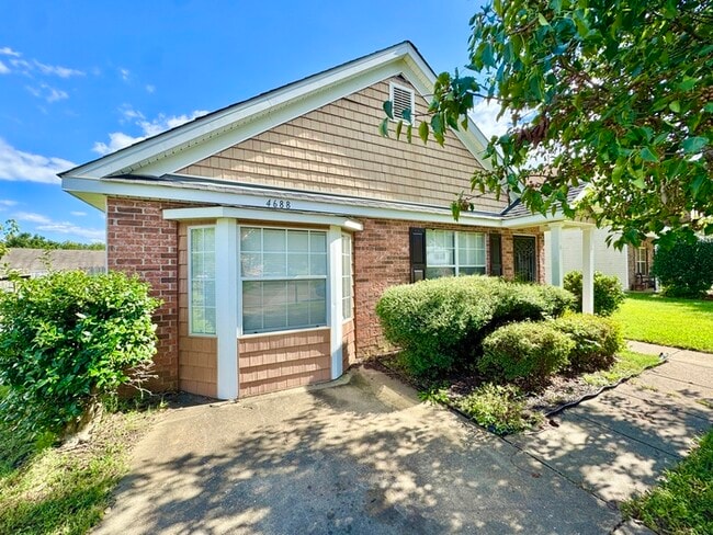 property at 4688 Northwood Hills Dr