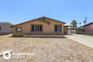 2027 W Chambers St in Phoenix, AZ - Building Photo