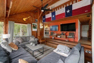 1902 David St in Austin, TX - Building Photo - Building Photo