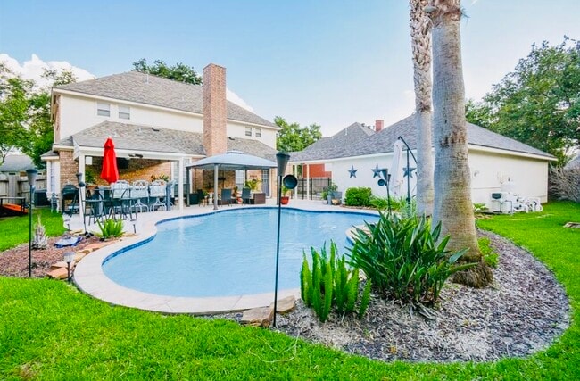 23210 Fall Wind Ct