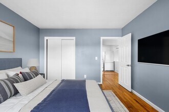 135 Neponset Ave in Boston, MA - Building Photo - Building Photo