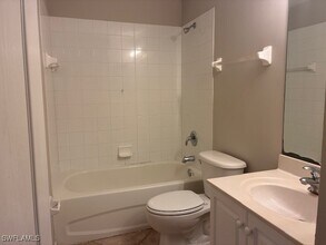 9430 Ivy Brook Run in Ft. Myers, FL - Building Photo - Building Photo