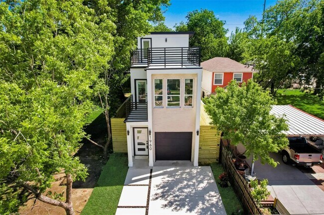 1960 Toronto St in Dallas, TX - Foto de edificio - Building Photo