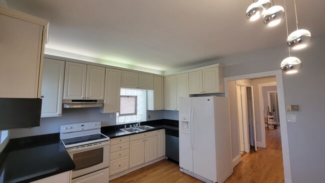 5807 N Artesian Ave, Unit 1 in Chicago, IL - Foto de edificio - Building Photo